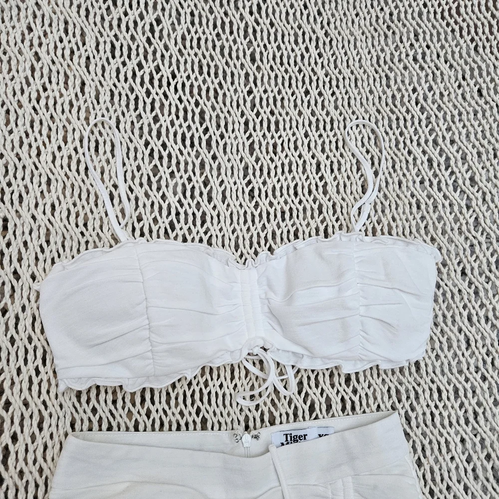 Two piece set - Picture 3 of 5